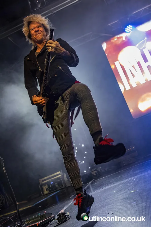 Fozzy